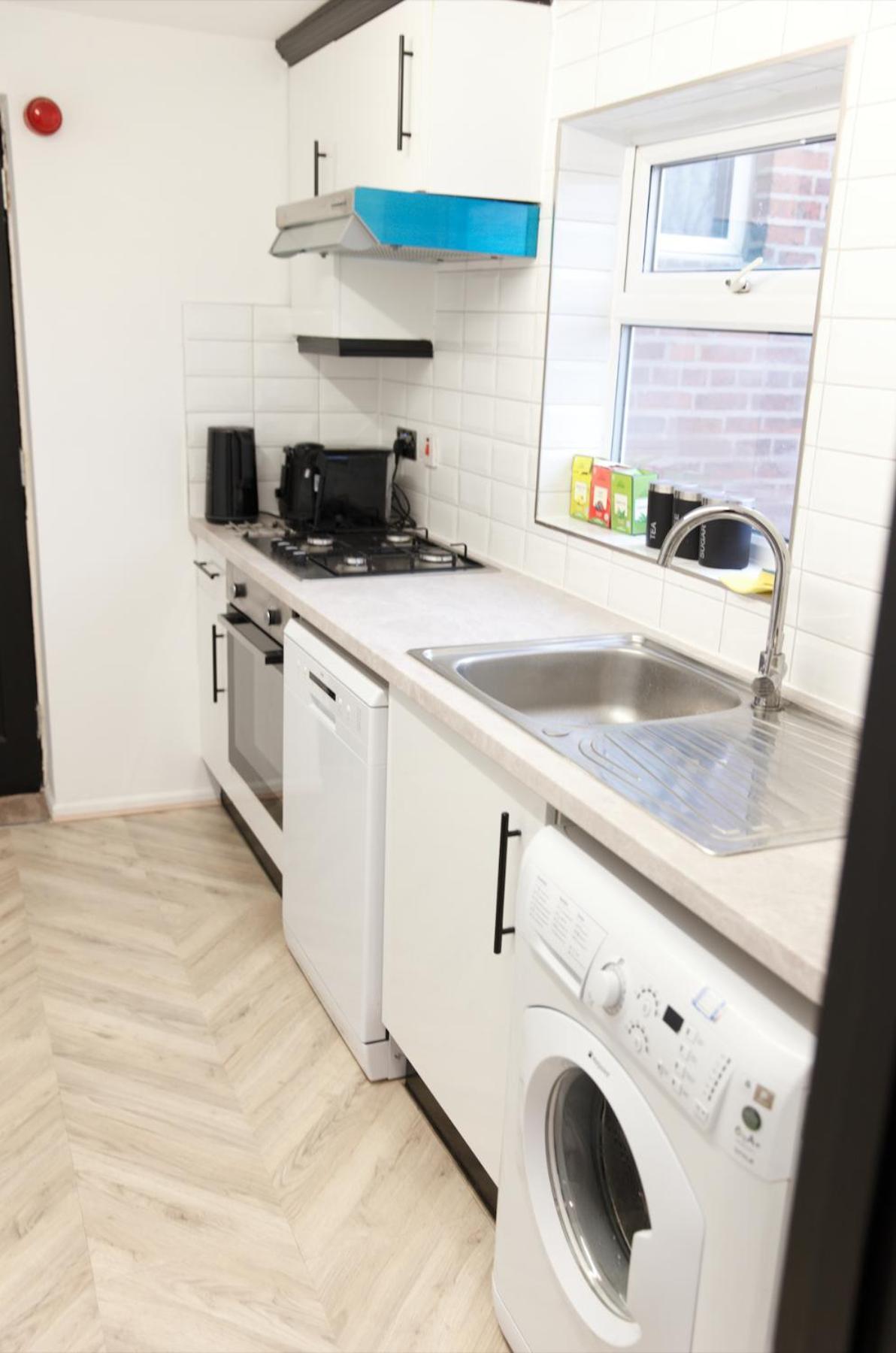 30c Rectory Road *